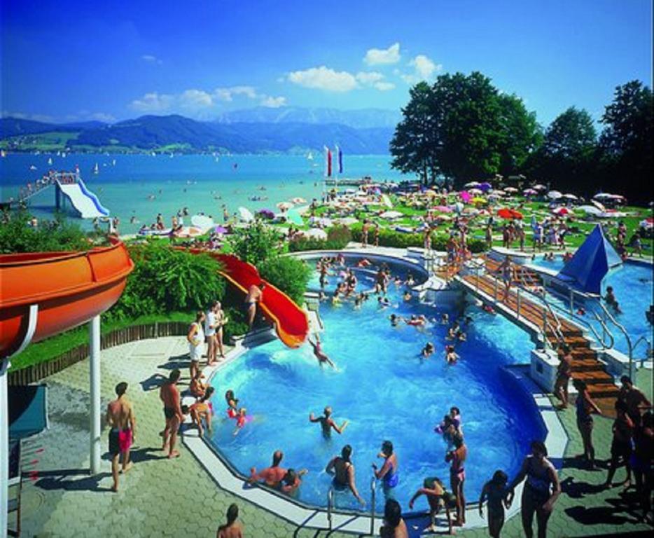 Gasthofladen Schneeweiss Attersee ภายนอก รูปภาพ